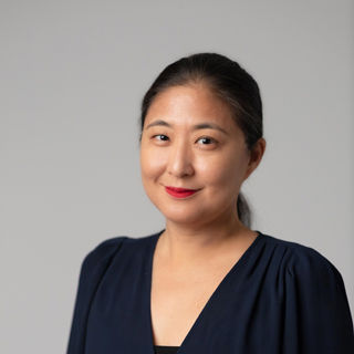 Headshot of Debbie Kuo